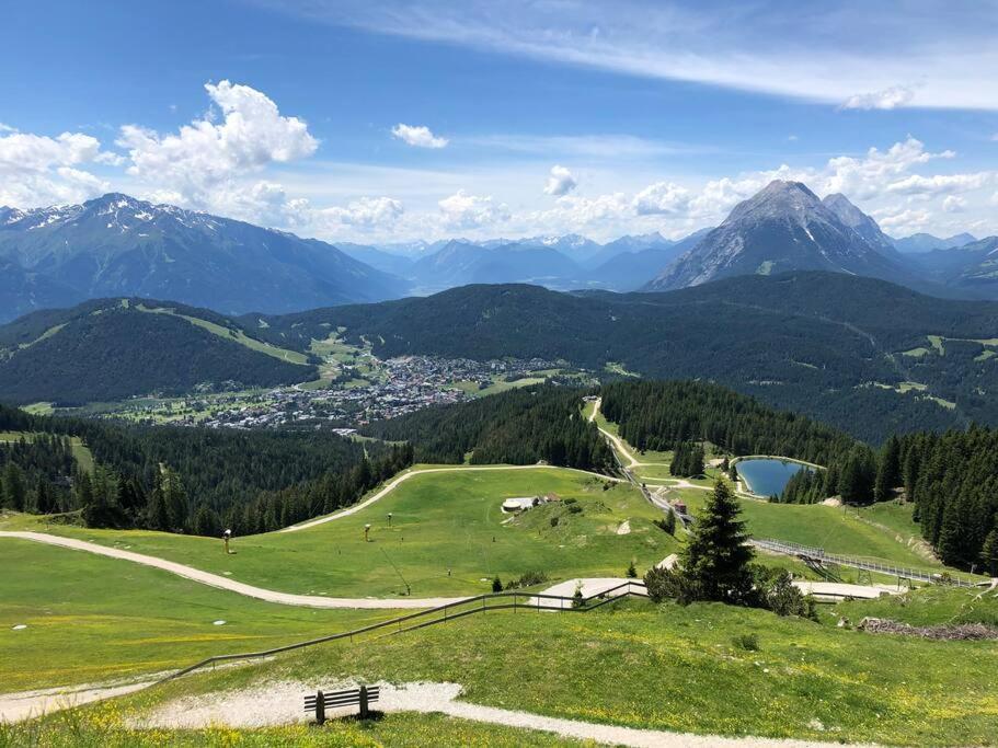Sonniges Apartment In Seefeld Ζέεφελντ Εξωτερικό φωτογραφία